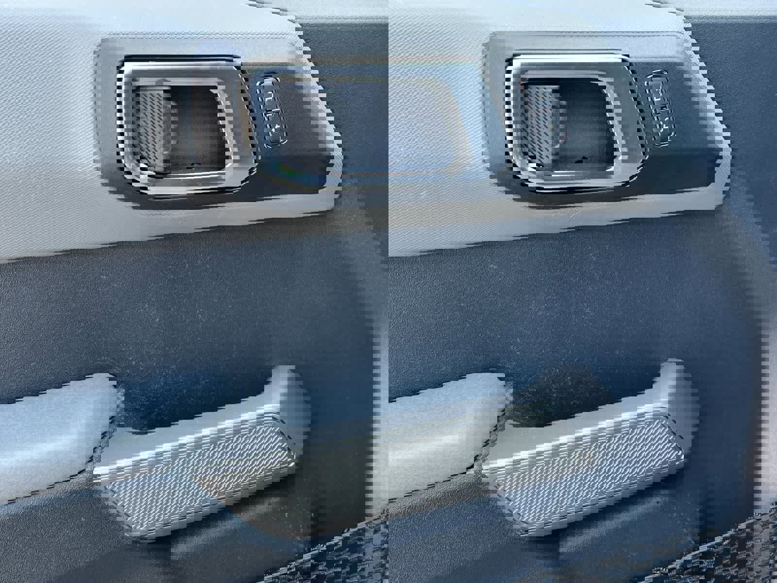 Used 2022 Ford Bronco Black Diamond image 12