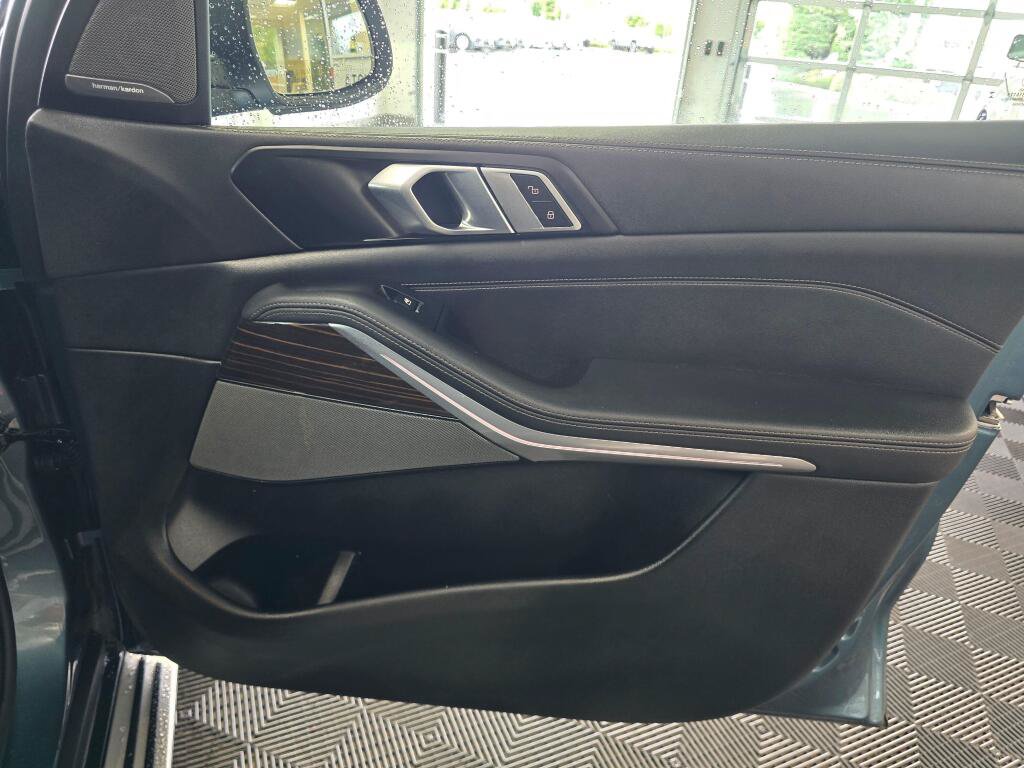 Used 2026 BMW X5 xDrive40i AWD/4WD image 43