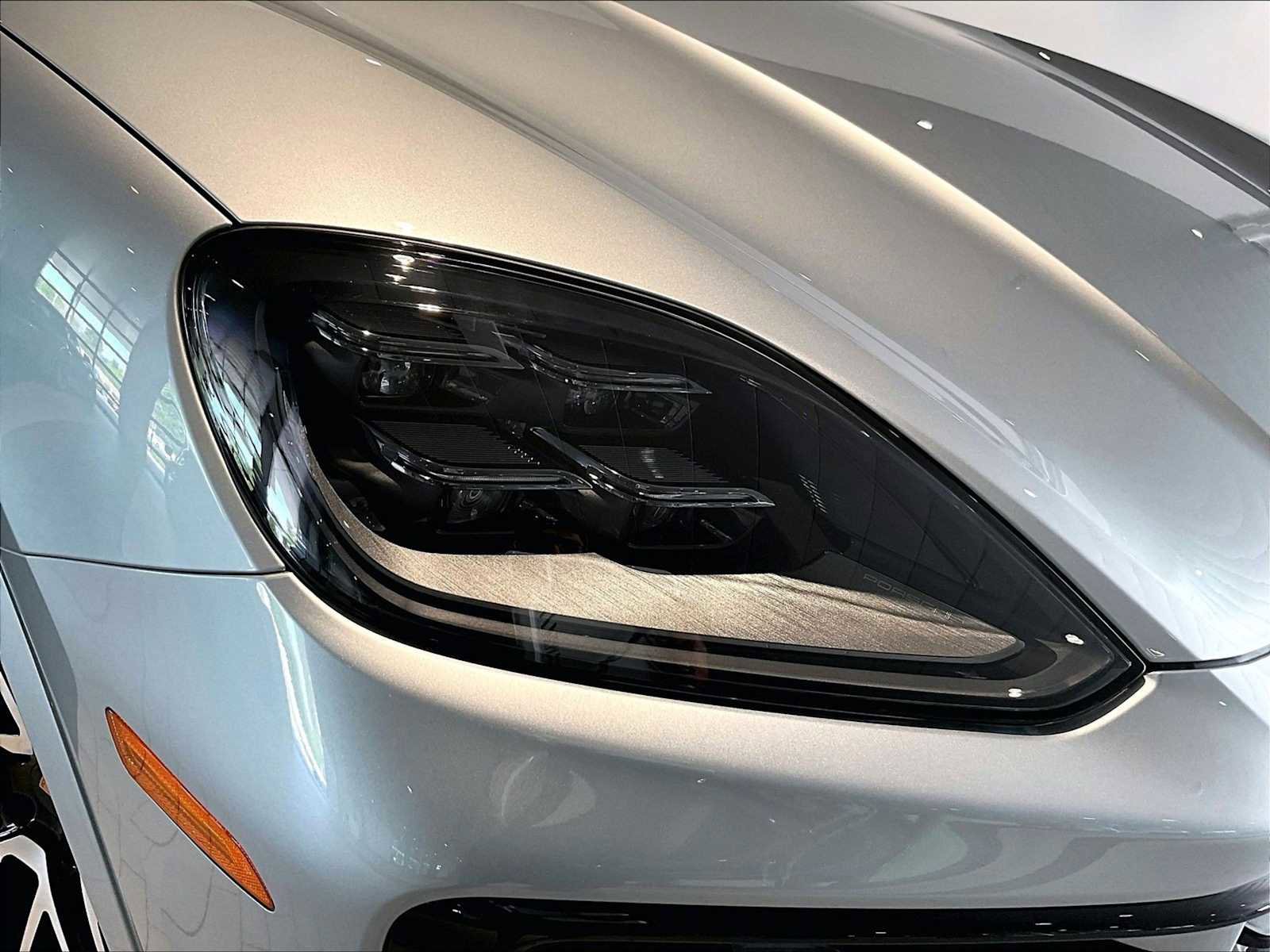 New 2026 Porsche Cayenne E-Hybrid AWD/4WD image 12