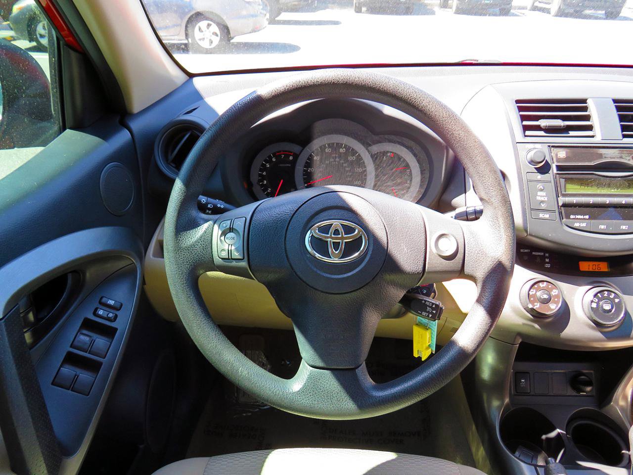 Used 2011 Toyota RAV4 4WD 4dr 4-cyl 4-Spd AT (Natl) w/ Upgrade Value Pkg image 18