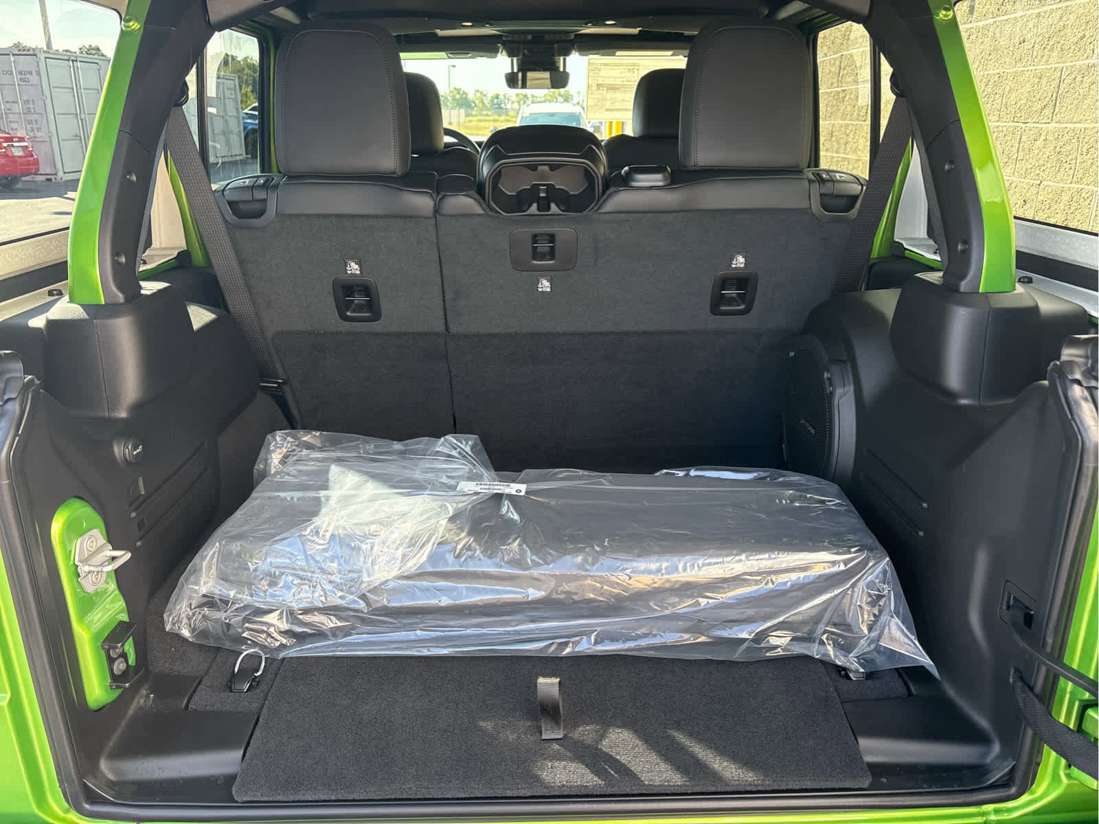 New 2025 Jeep Wrangler Unlimited Rubicon image 26