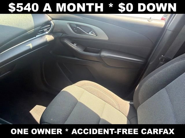 Used 2024 Chevrolet Traverse LT w/ LPO, Floor Liner Package AWD/4WD image 31