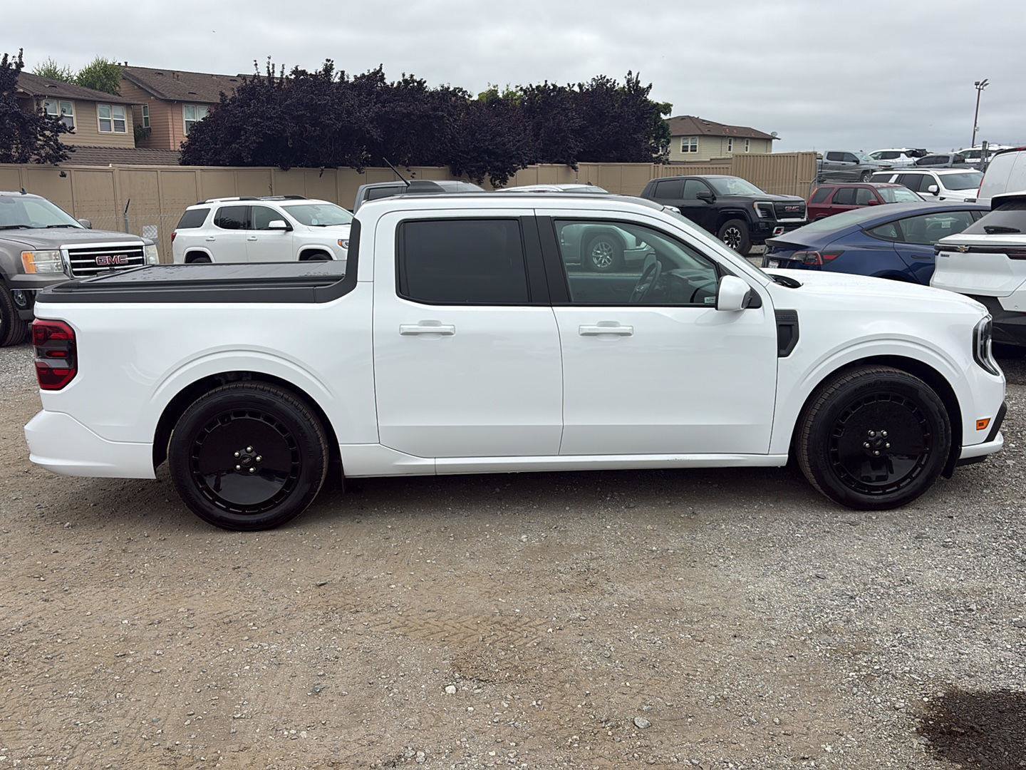 Used 2025 Ford Maverick Lobo AWD/4WD image 8