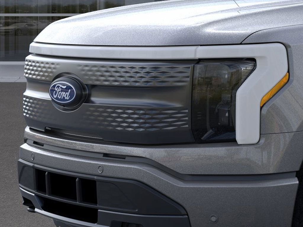 New 2025 Ford F150 Lightning Flash image 17