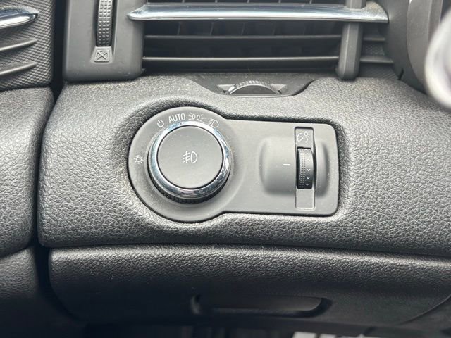 Used 2015 Chevrolet Malibu LT w/ Leather Package image 24