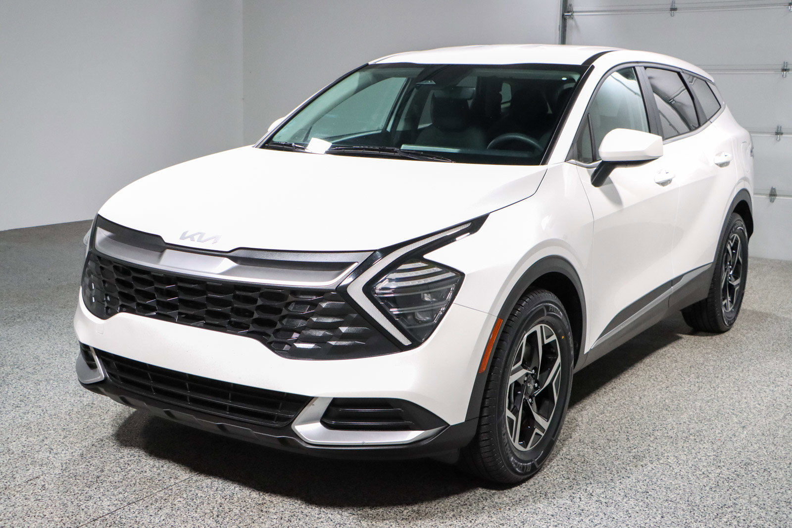 Used 2024 Kia Sportage LX image 27