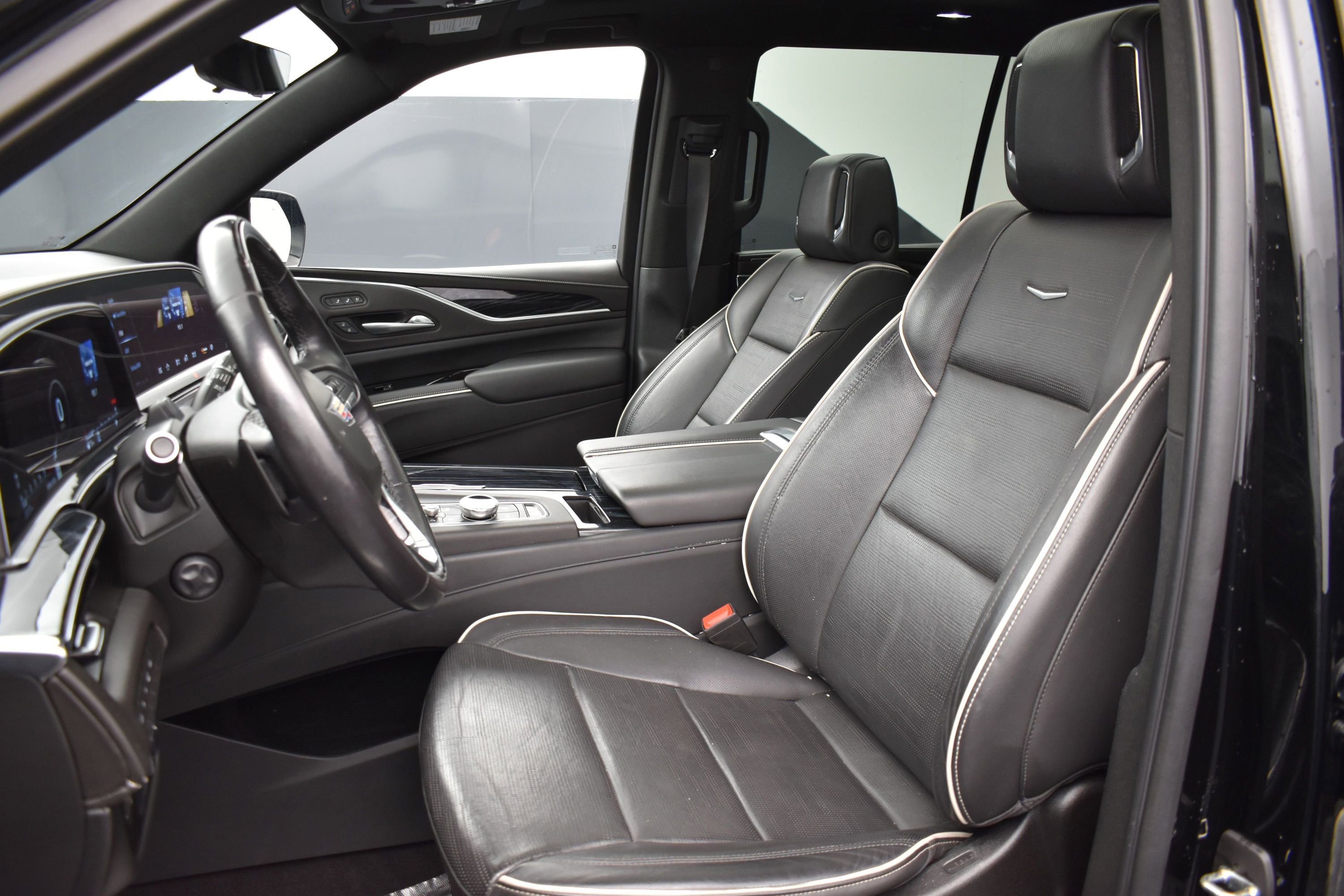 Used 2022 Cadillac Escalade Sport AWD/4WD image 11
