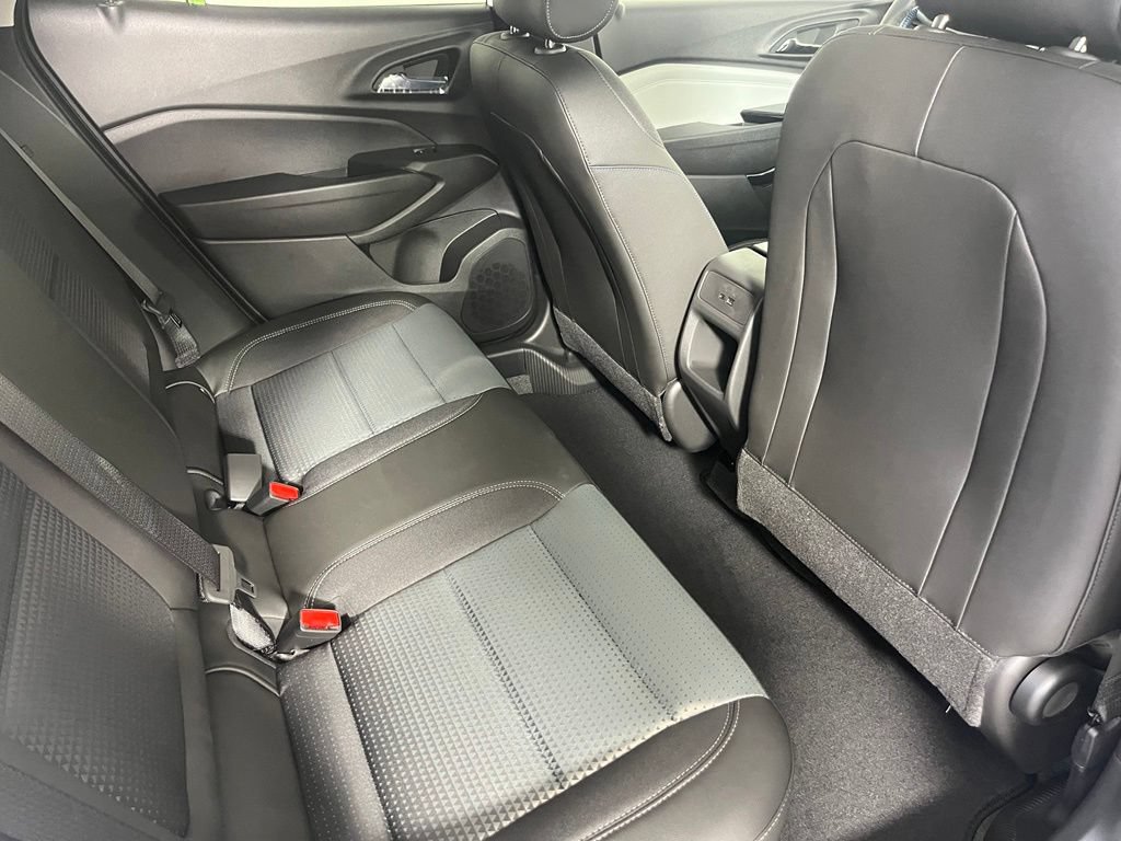 New 2026 Chevrolet Trax LT w/ Driver Confidence Package FWD image 20