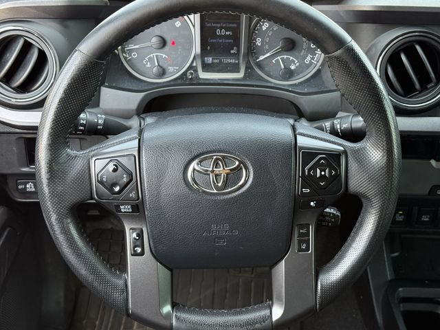 Used 2018 Toyota Tacoma TRD Sport w/ Technology Package RWD image 12