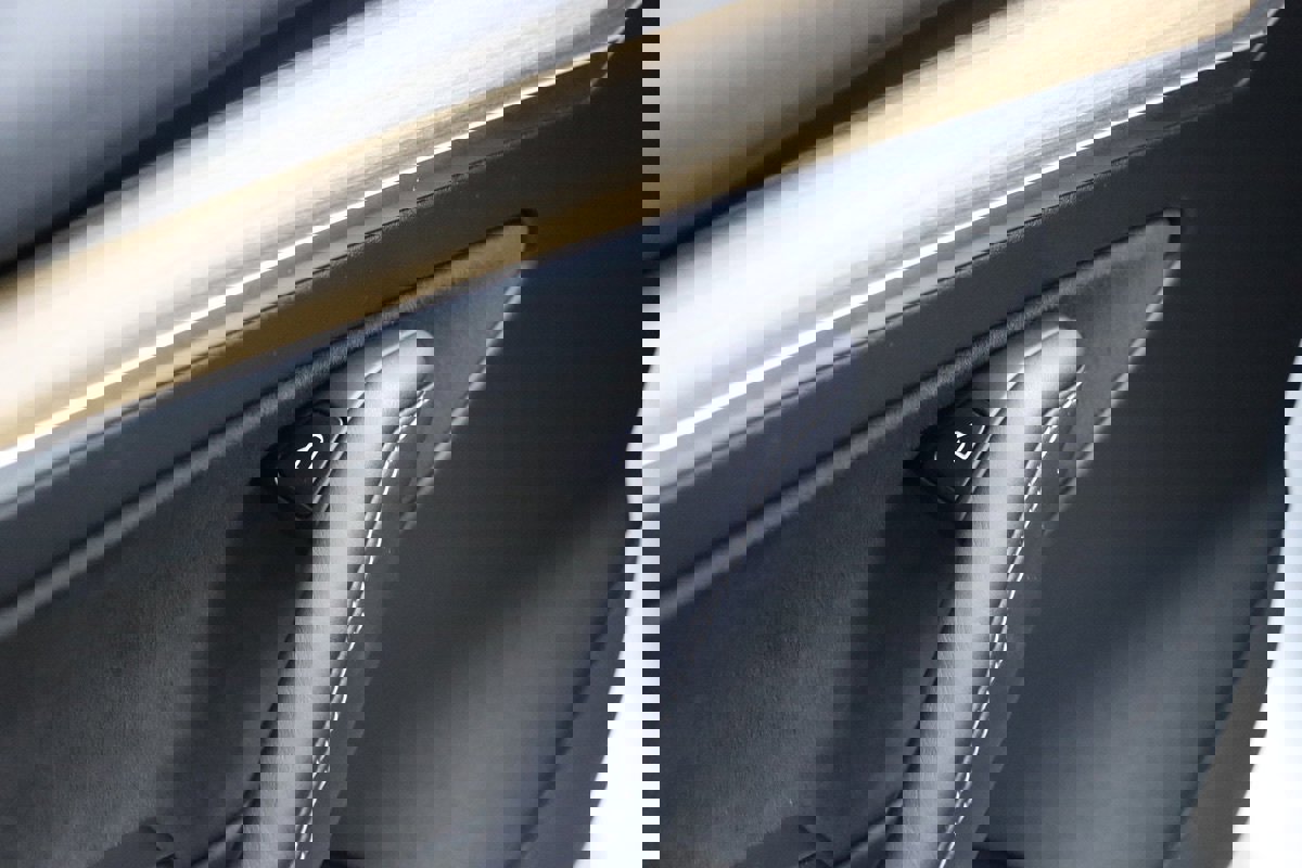 Used 2023 Tesla Model 3 Standard Range RWD image 30