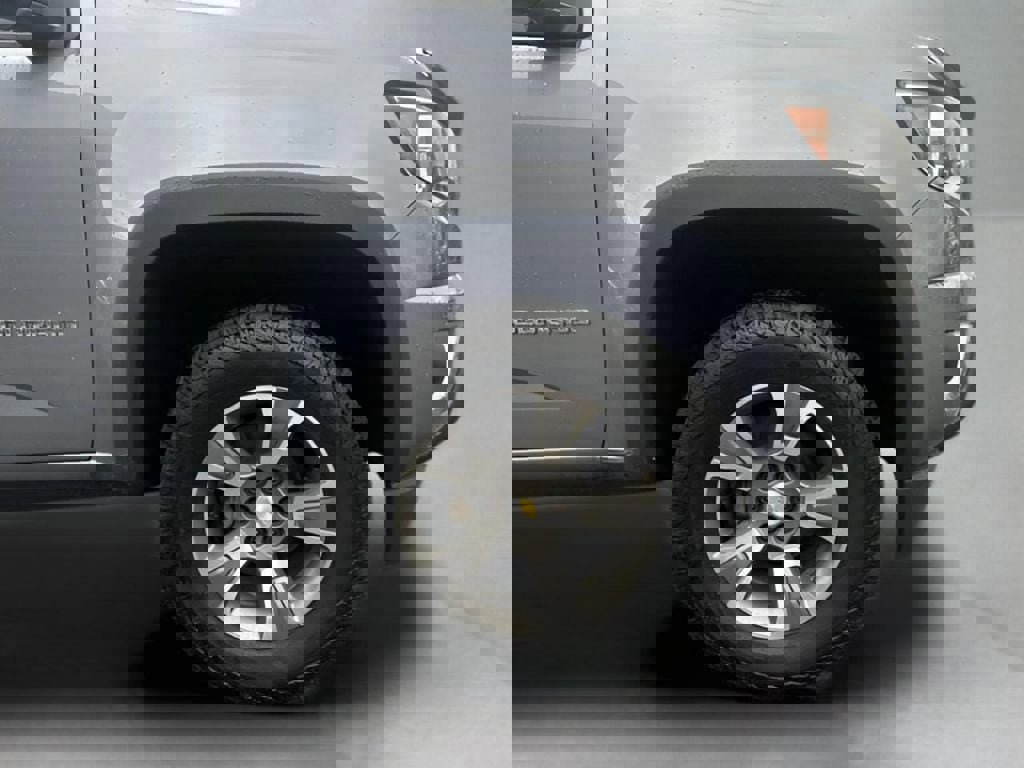 Used 2018 Chevrolet Colorado Z71 image 18