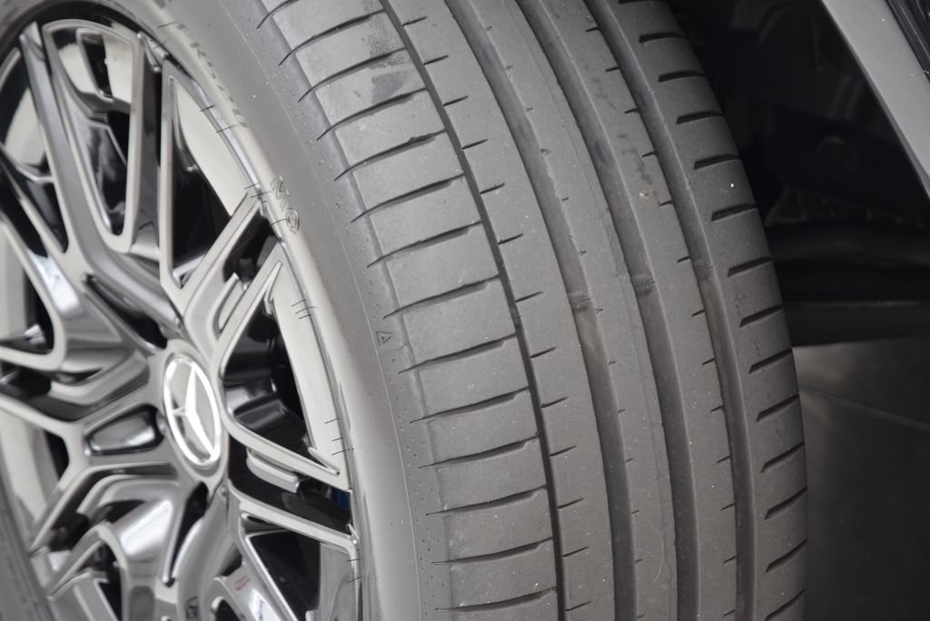 Used 2025 Mercedes-Benz G 580 w/ EQ Technology image 30