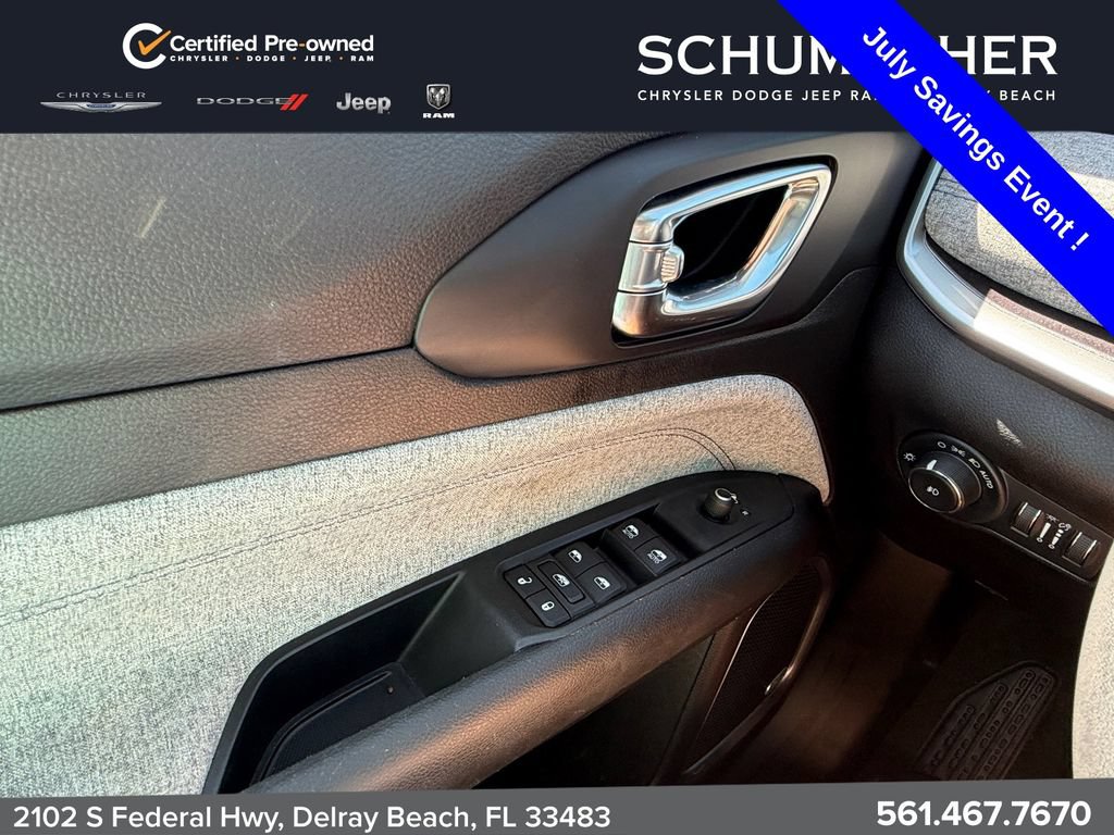 Certified 2022 Jeep Compass Latitude w/ Sun and Sound Group FWD image 25