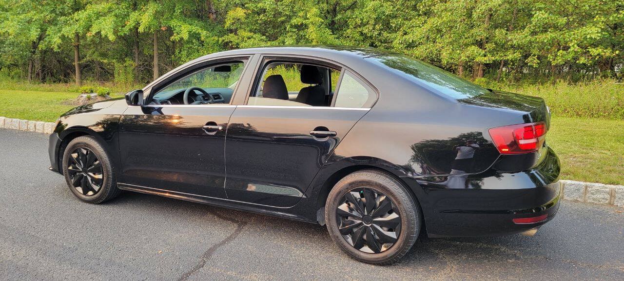 Used 2017 Volkswagen Jetta S FWD image 8