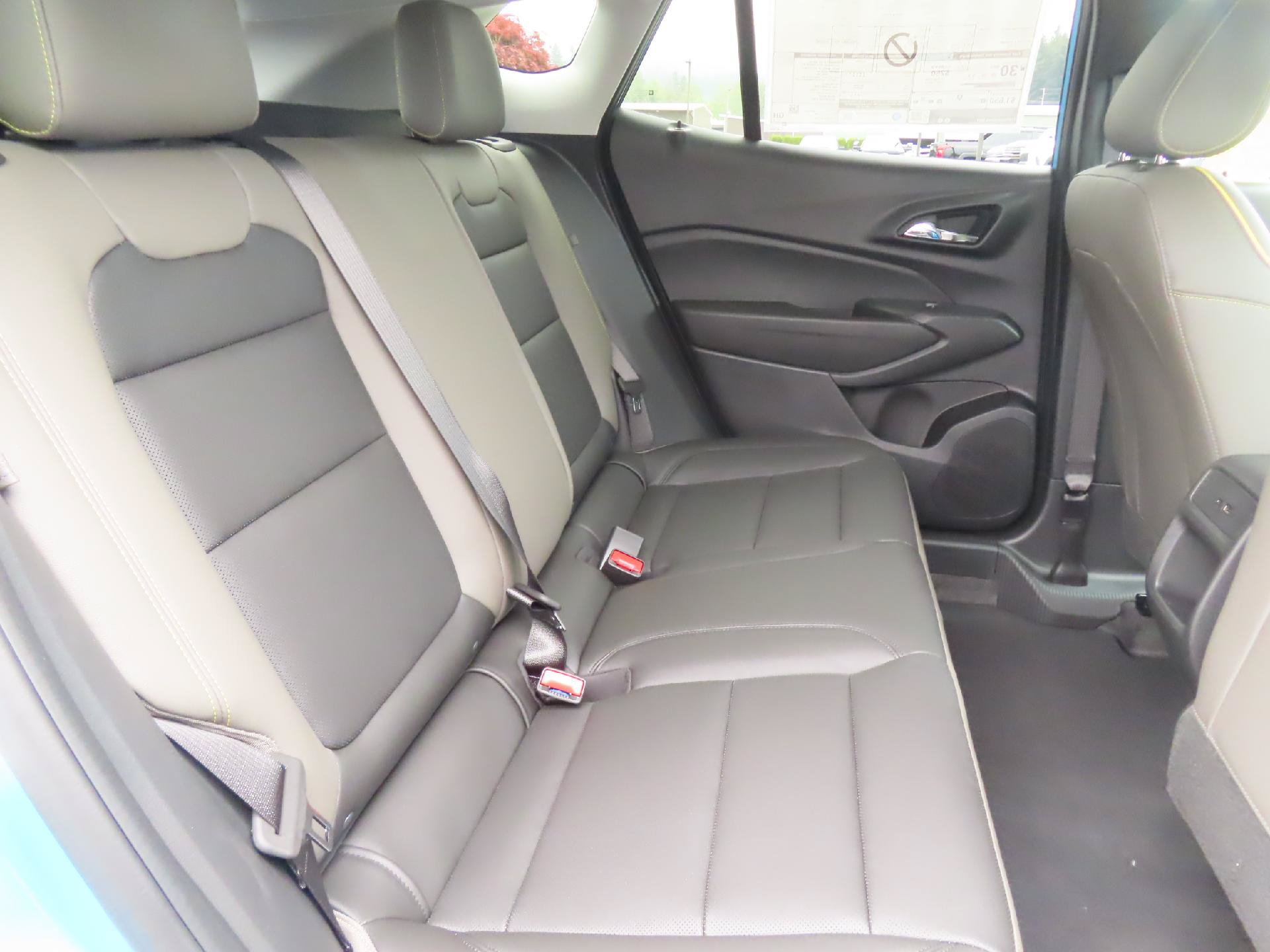 New 2026 Chevrolet Trax ACTIV w/ Driver Confidence Package FWD image 40