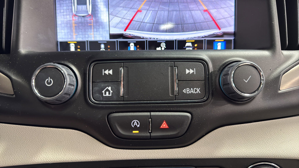 Used 2024 GMC Terrain Denali w/ Denali Premium Package image 31