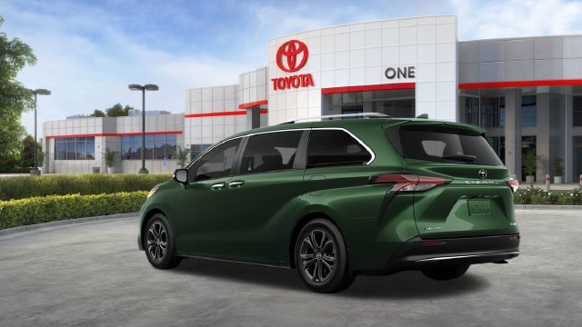 New 2026 Toyota Sienna Platinum AWD/4WD image 9