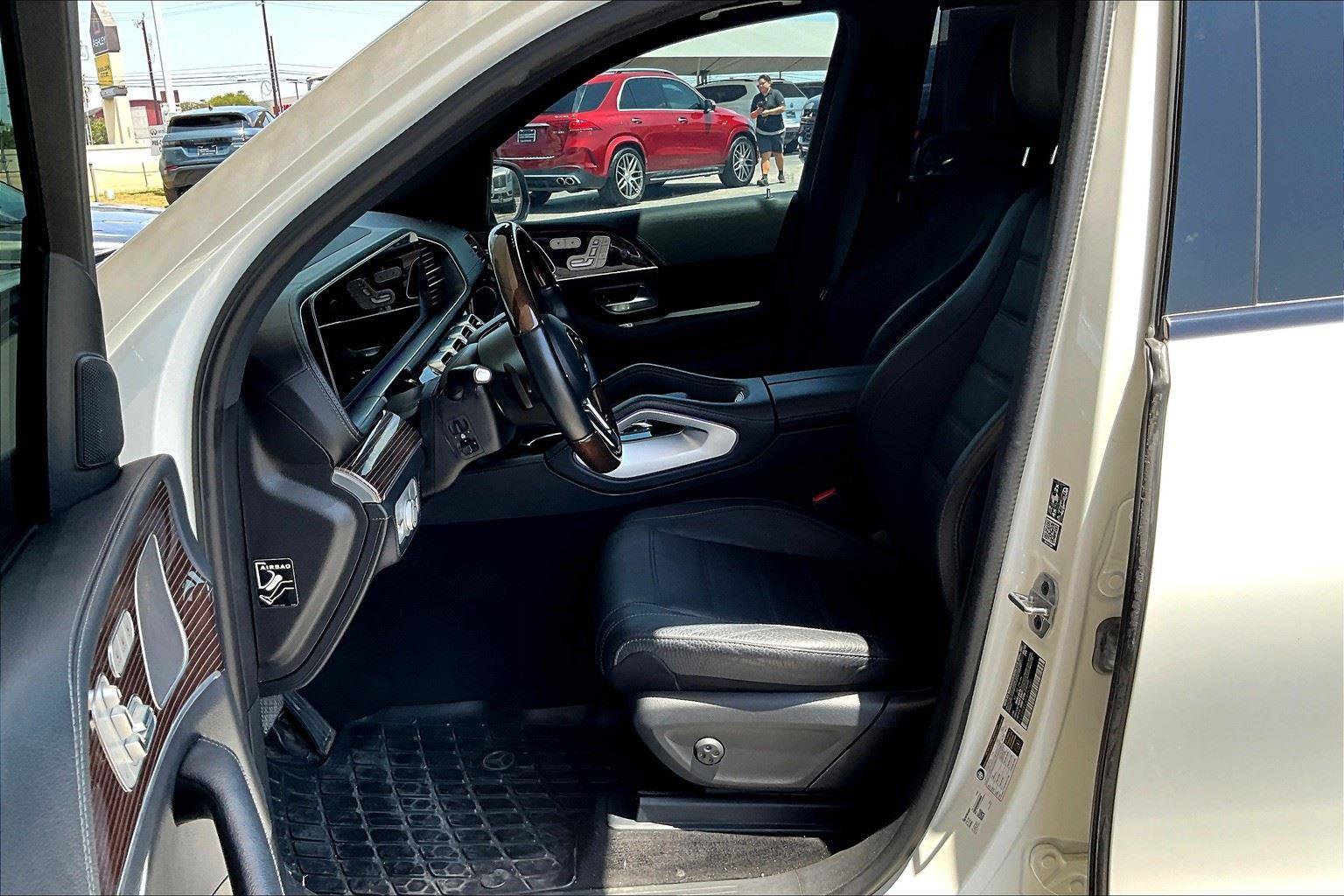 Used 2023 Mercedes-Benz GLE 450 4MATIC image 36