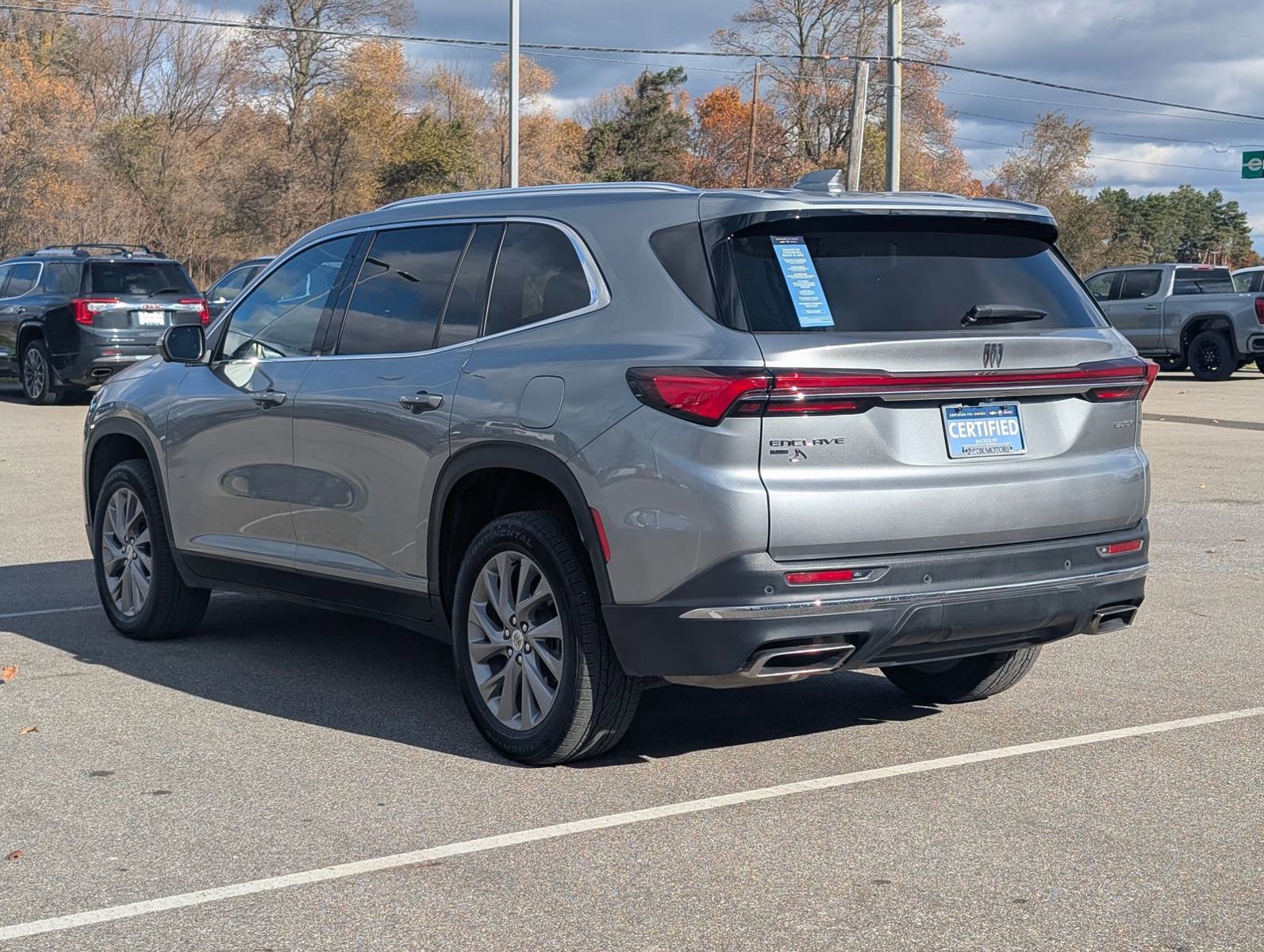 Certified 2025 Buick Enclave Preferred image 6
