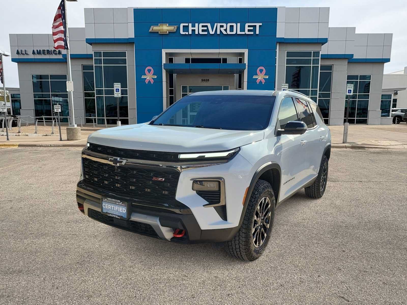 Used 2026 Chevrolet Traverse Z71 w/ Driver Confidence Package AWD/4WD image 1