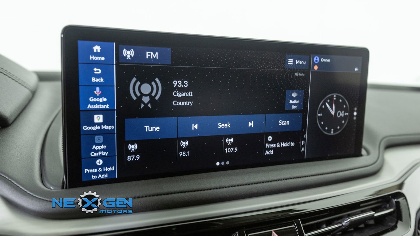 Used 2025 Acura MDX w/ Technology Package image 17