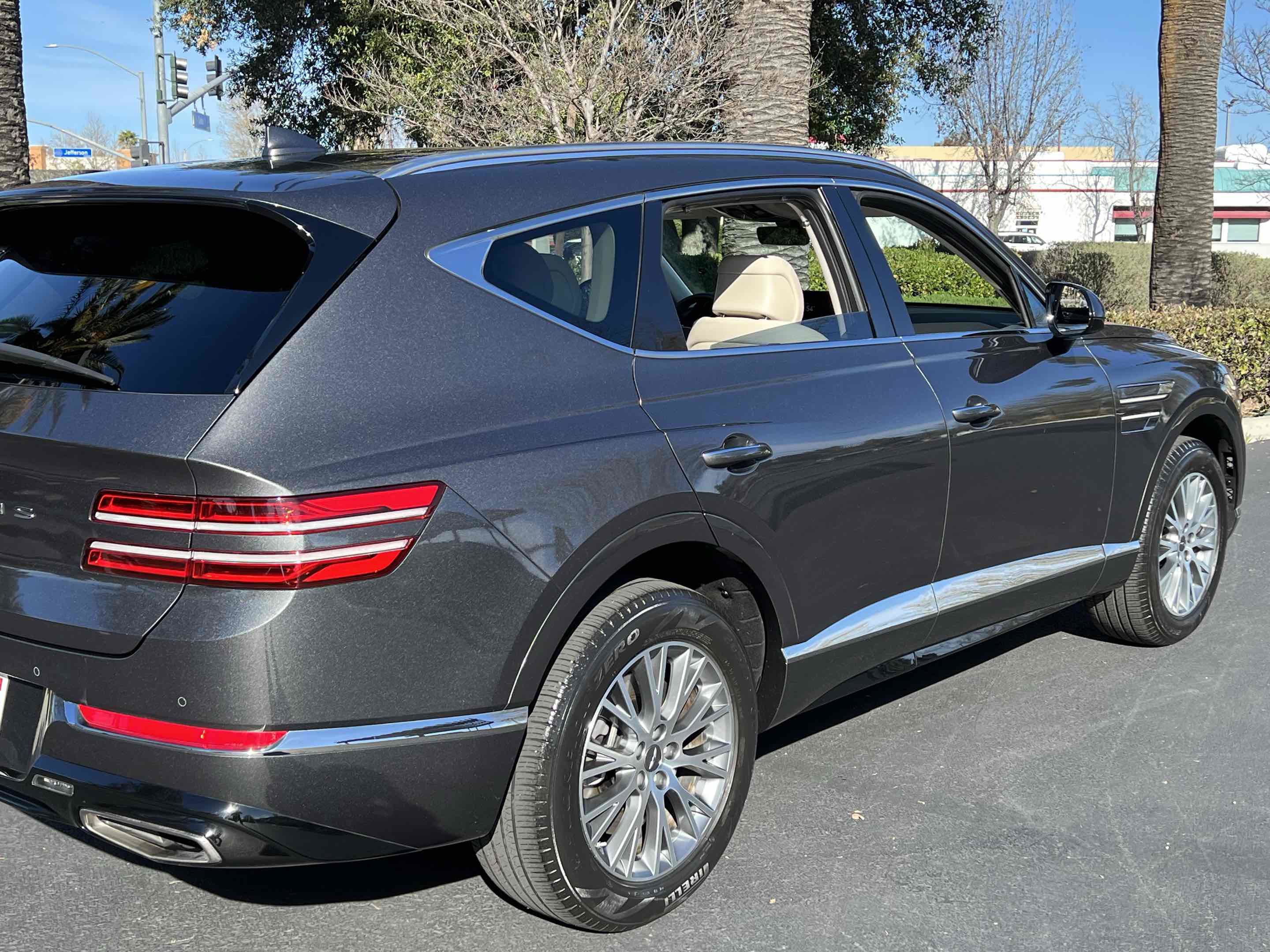 Used 2022 Genesis GV80 2.5T w/ Advanced Package 03 image 48