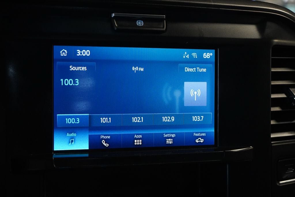 Used 2025 Ford F550 4x4 Crew Cab w/ XLT Value Package image 11