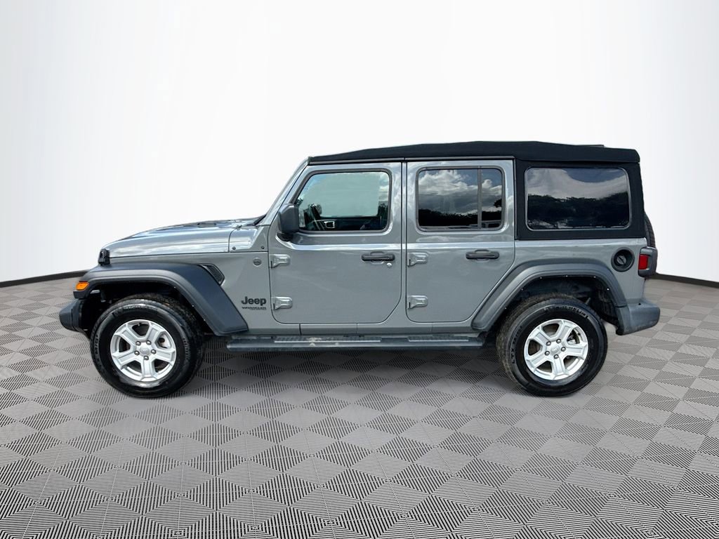 Used 2022 Jeep Wrangler Unlimited Sport AWD/4WD image 9