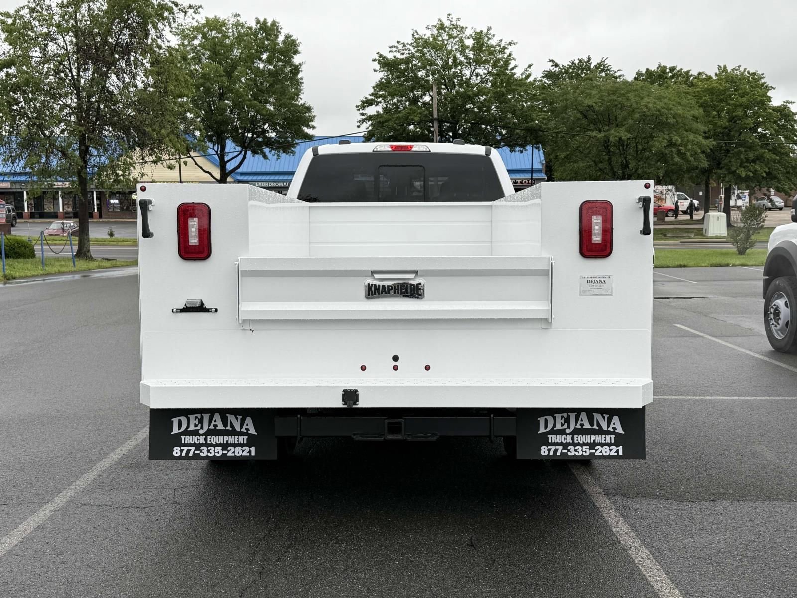 New 2025 Ford F350 XL w/ XL Chrome Package image 3