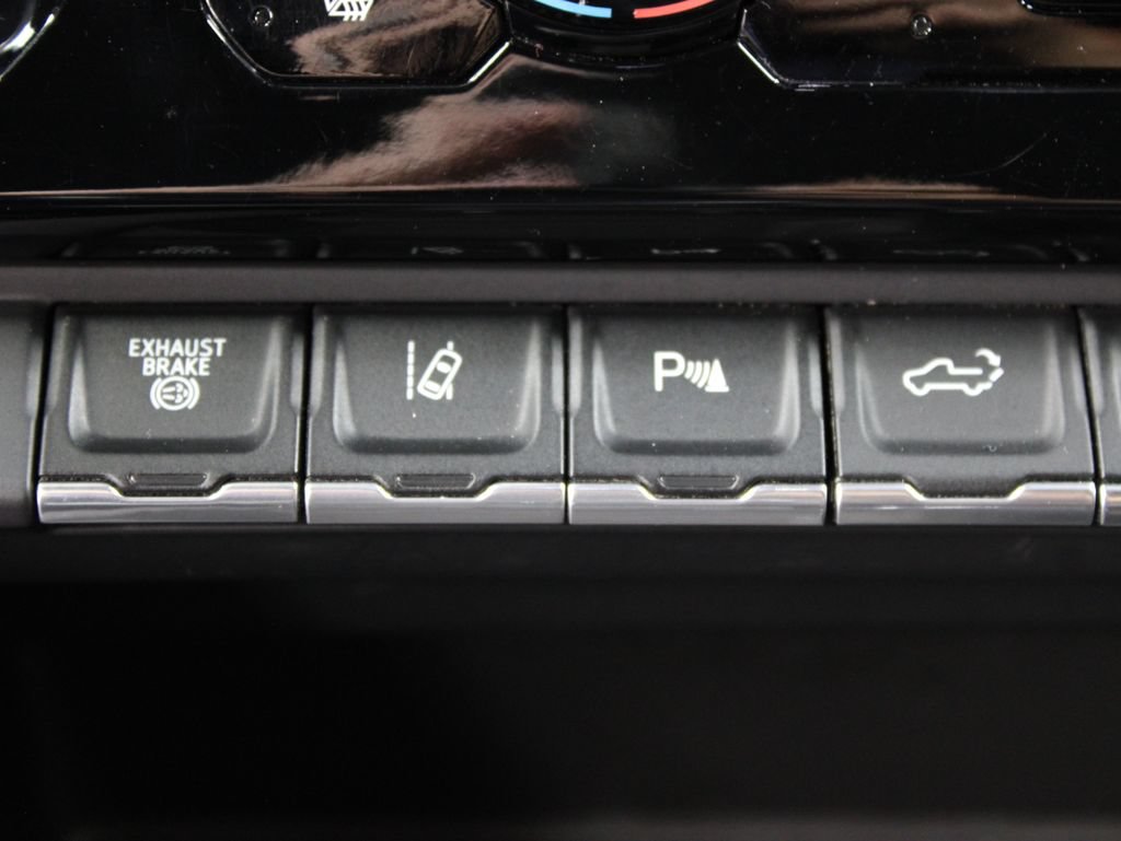Used 2024 GMC Sierra 2500 AT4 w/ AT4 Preferred Package AWD/4WD image 72