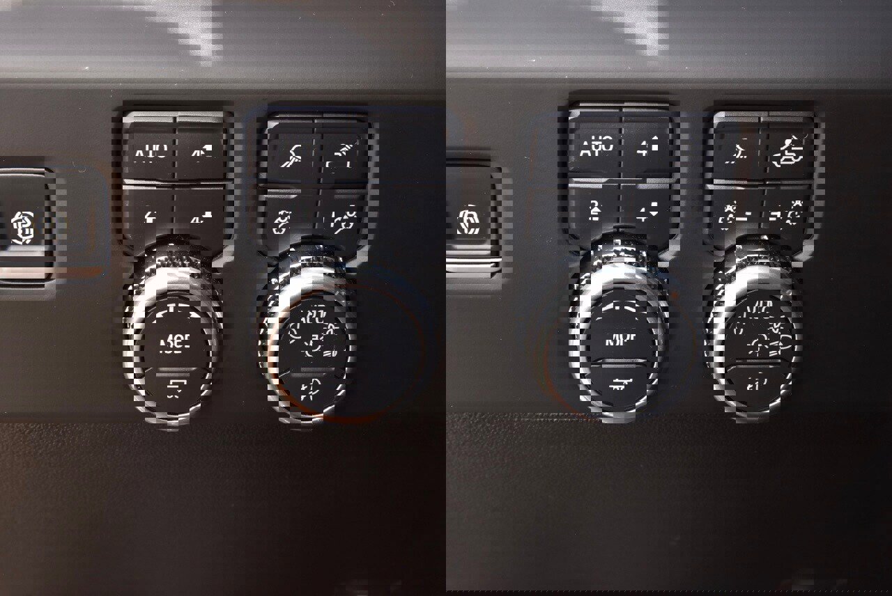 Used 2025 GMC Sierra 1500 Denali Ultimate image 31