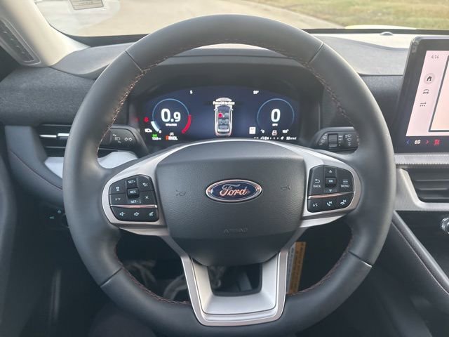 New 2026 Ford Explorer Active w/ Active Comfort Package image 25
