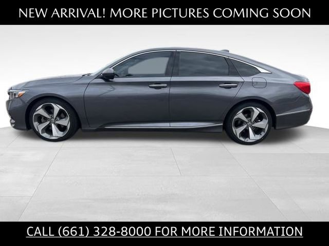 Used 2018 Honda Accord Touring image 2