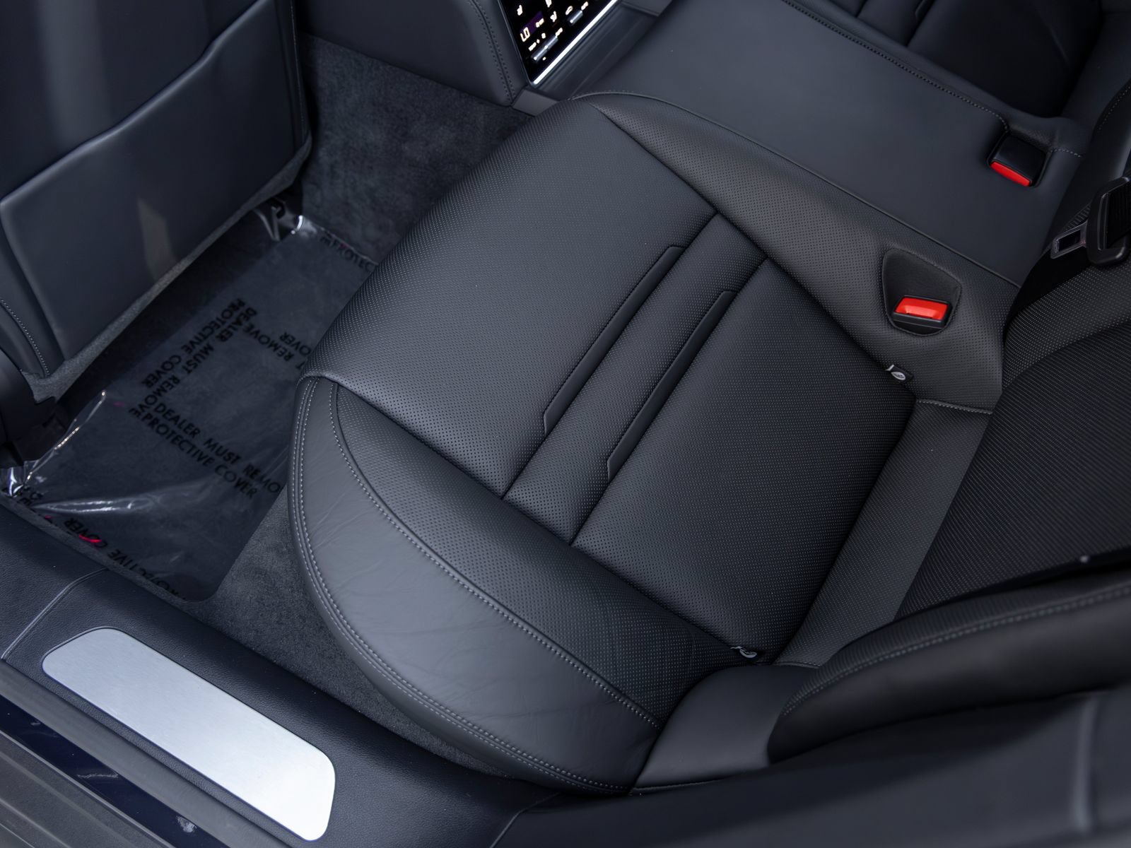 Certified 2022 Porsche Panamera 4S AWD/4WD image 46