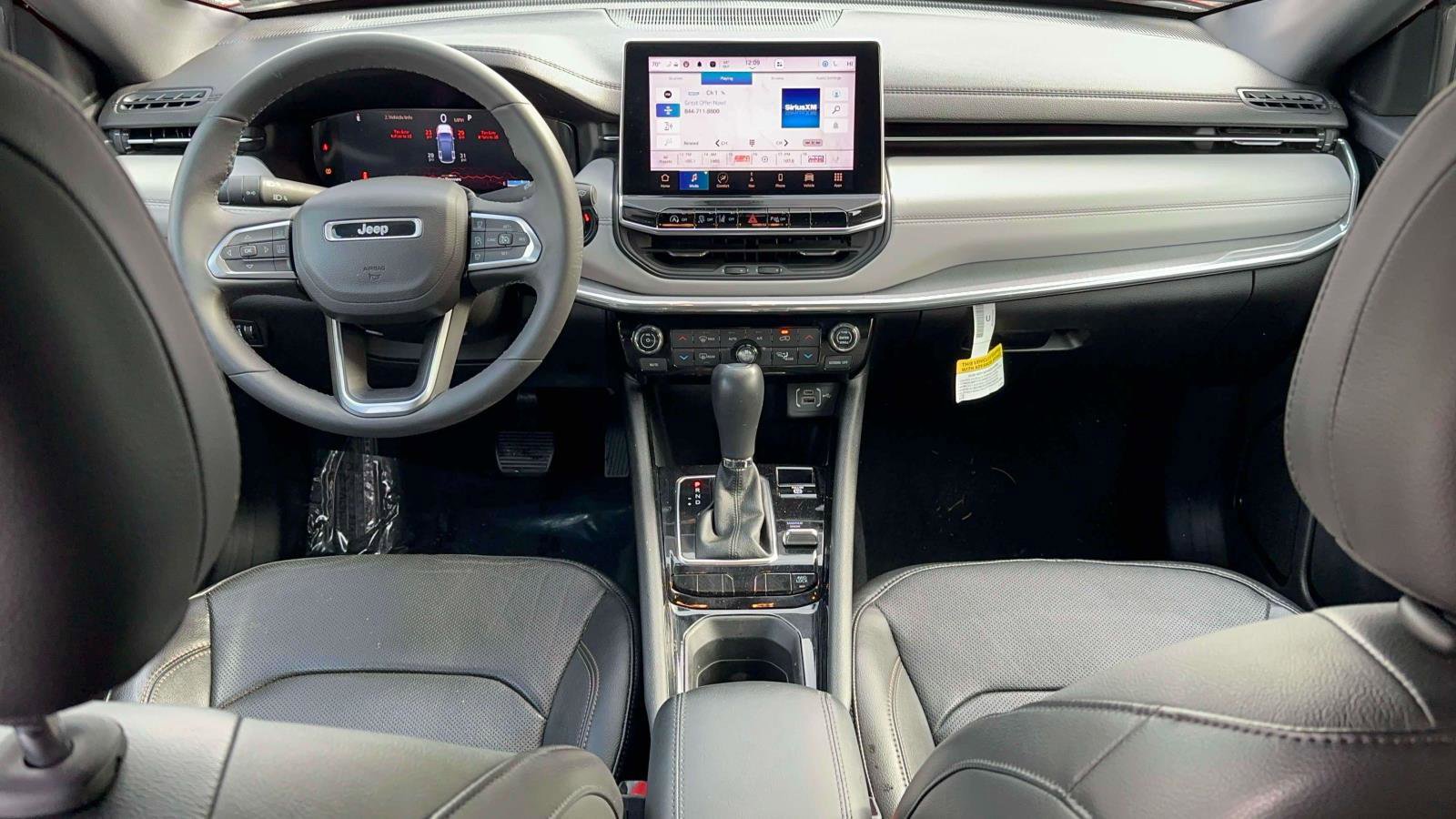 Used 2023 Jeep Compass Limited w/ Elite Group image 11