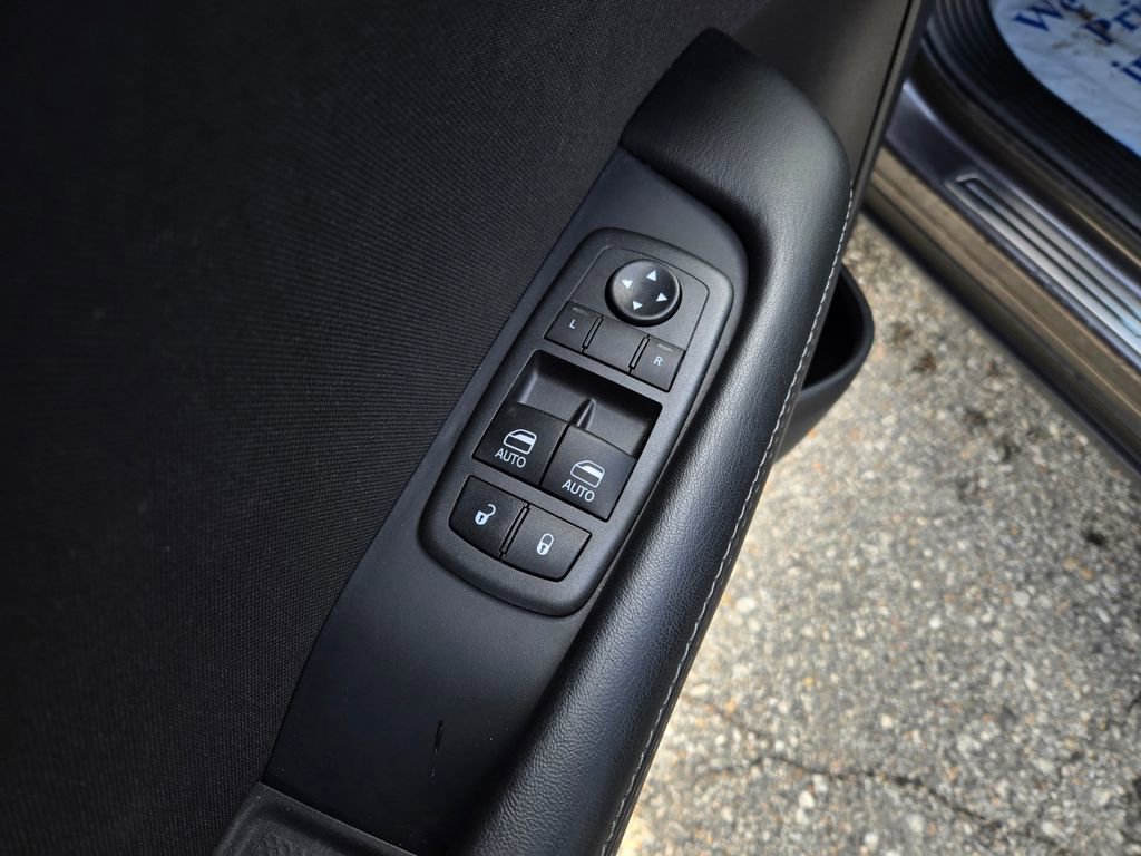 Used 2021 Dodge Challenger R/T w/ Blacktop Package image 15