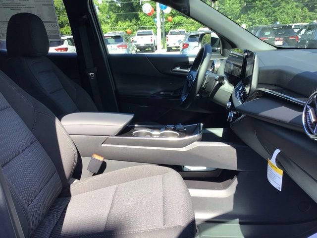 New 2026 Chevrolet Equinox LT w/ Safety and Technology Package FWD image 22
