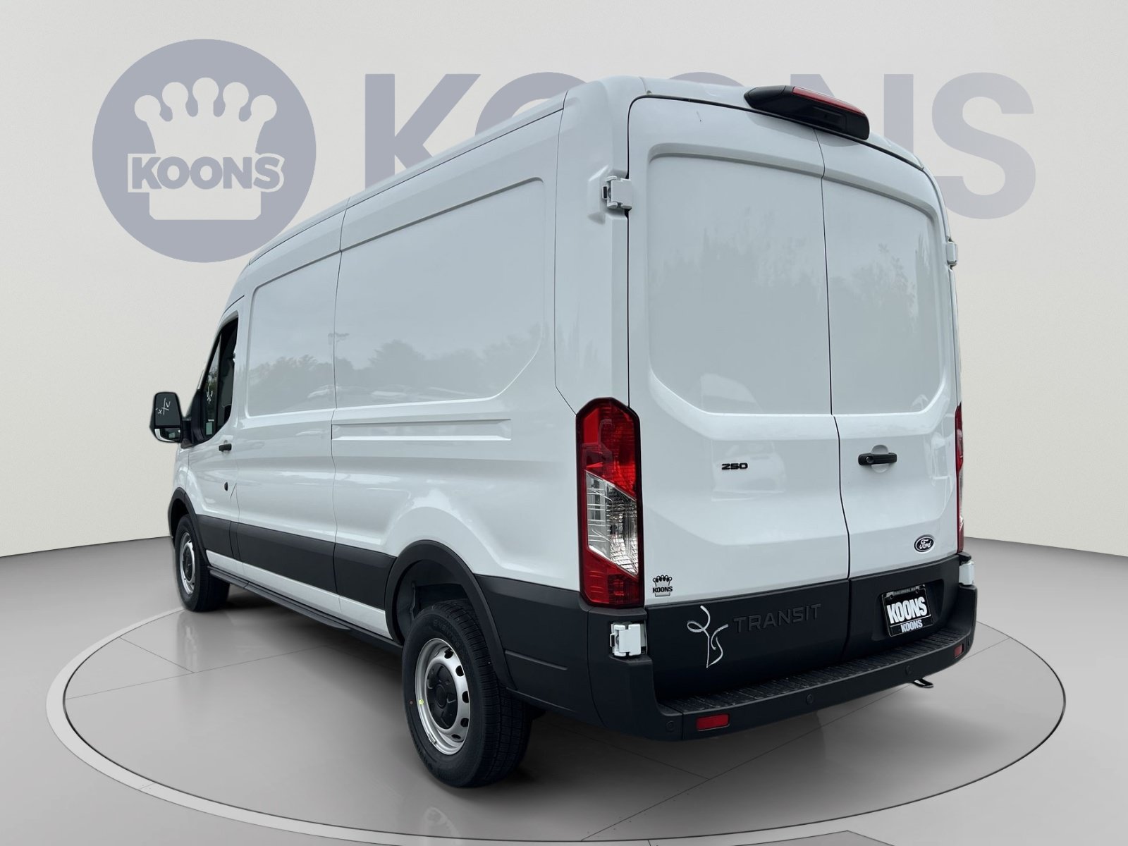 New 2027 Ford Transit 250 148 Medium Roof RWD image 4