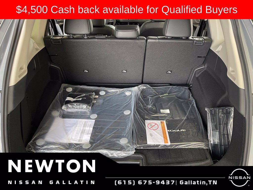 New 2026 Nissan Rogue Platinum AWD/4WD image 32