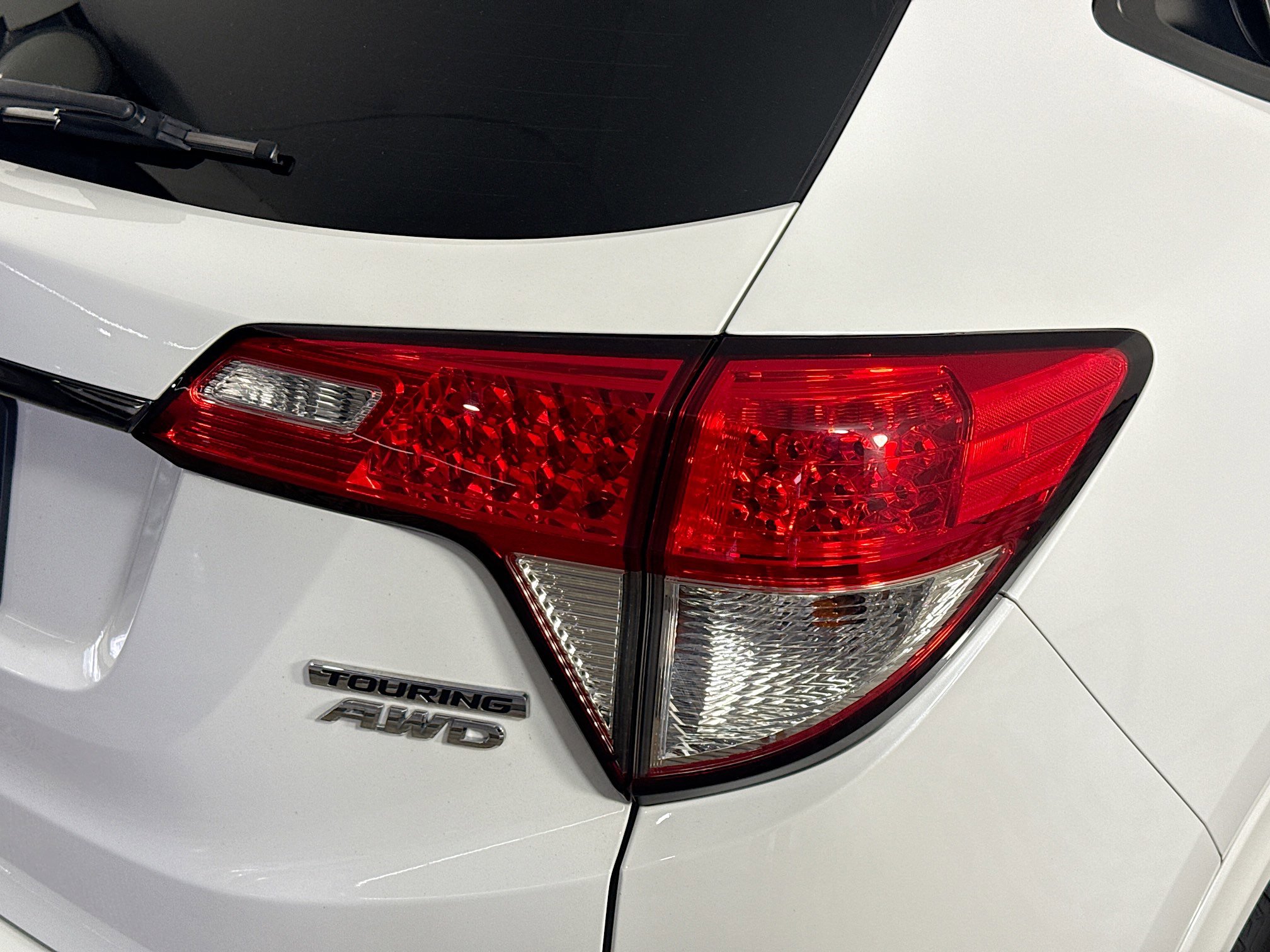 Used 2019 Honda HR-V Touring image 34