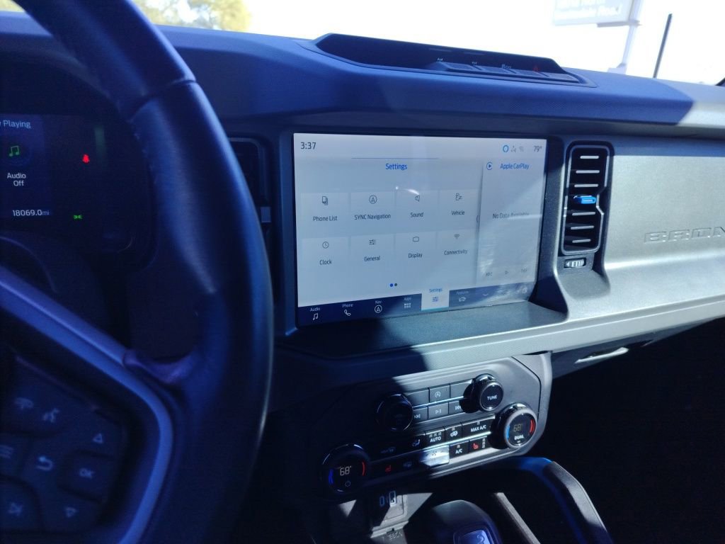 Used 2024 Ford Bronco Black Diamond image 8