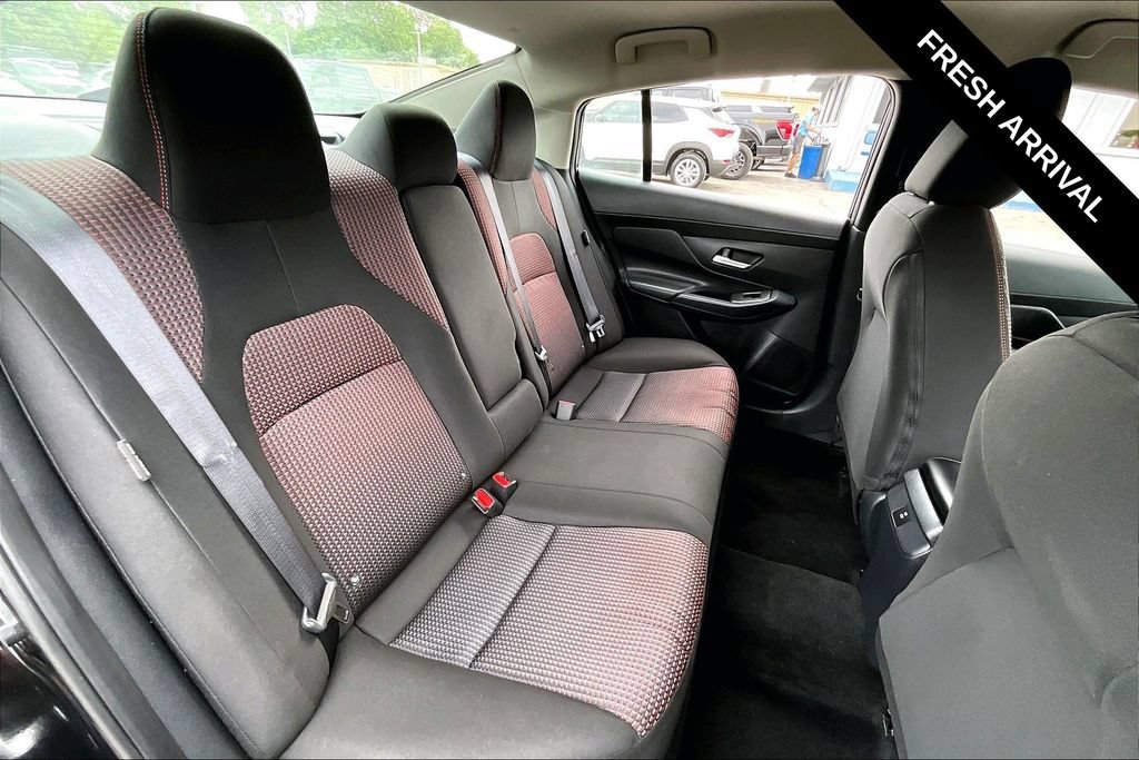 Used 2026 Nissan Sentra SR w/ Floor Mat Package FWD image 24