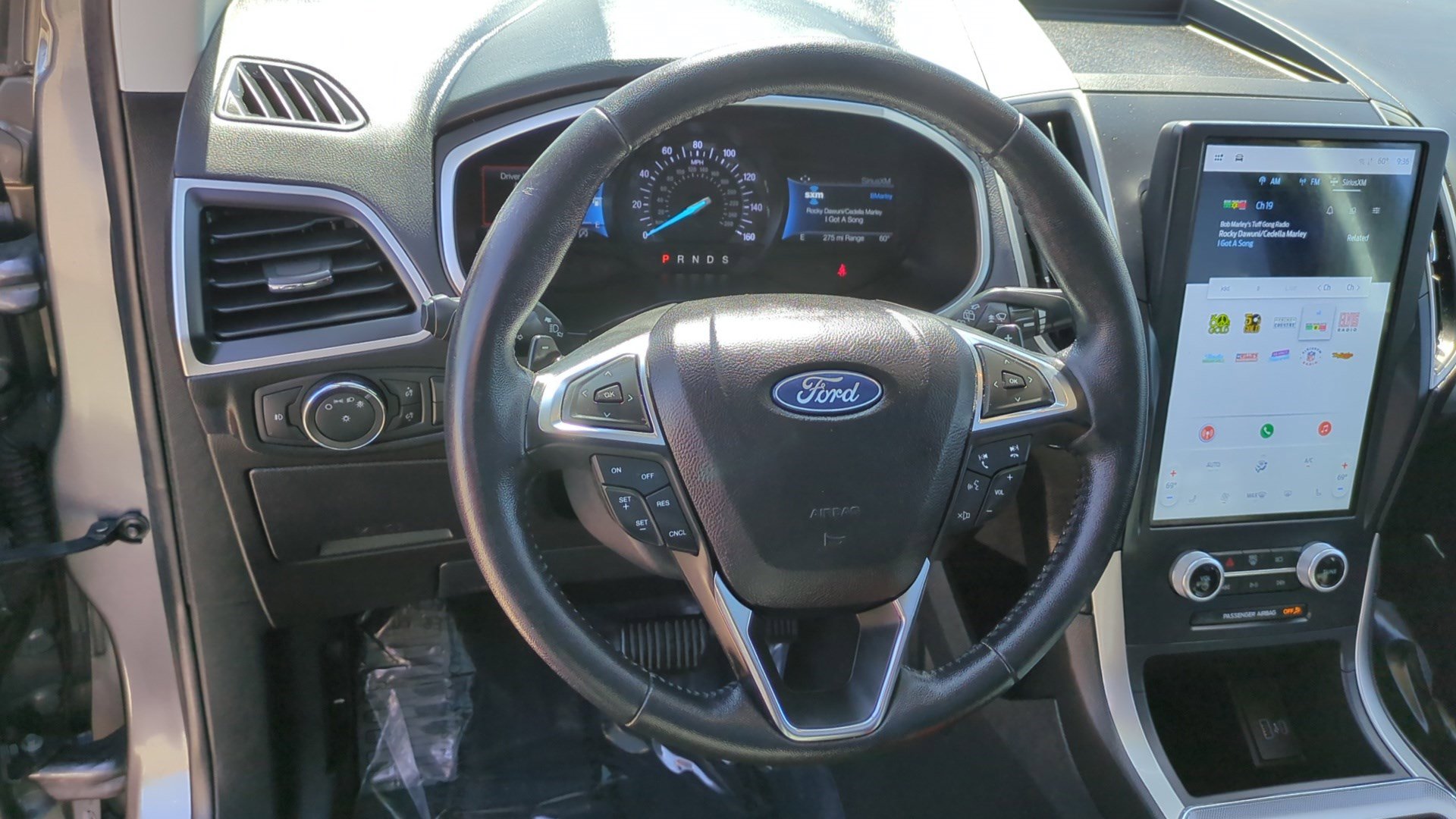 Used 2021 Ford Edge SEL w/ Convenience Package AWD/4WD image 16