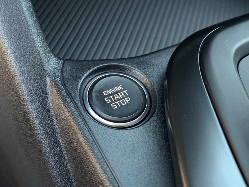 Certified 2025 Kia K4 LXS image 32