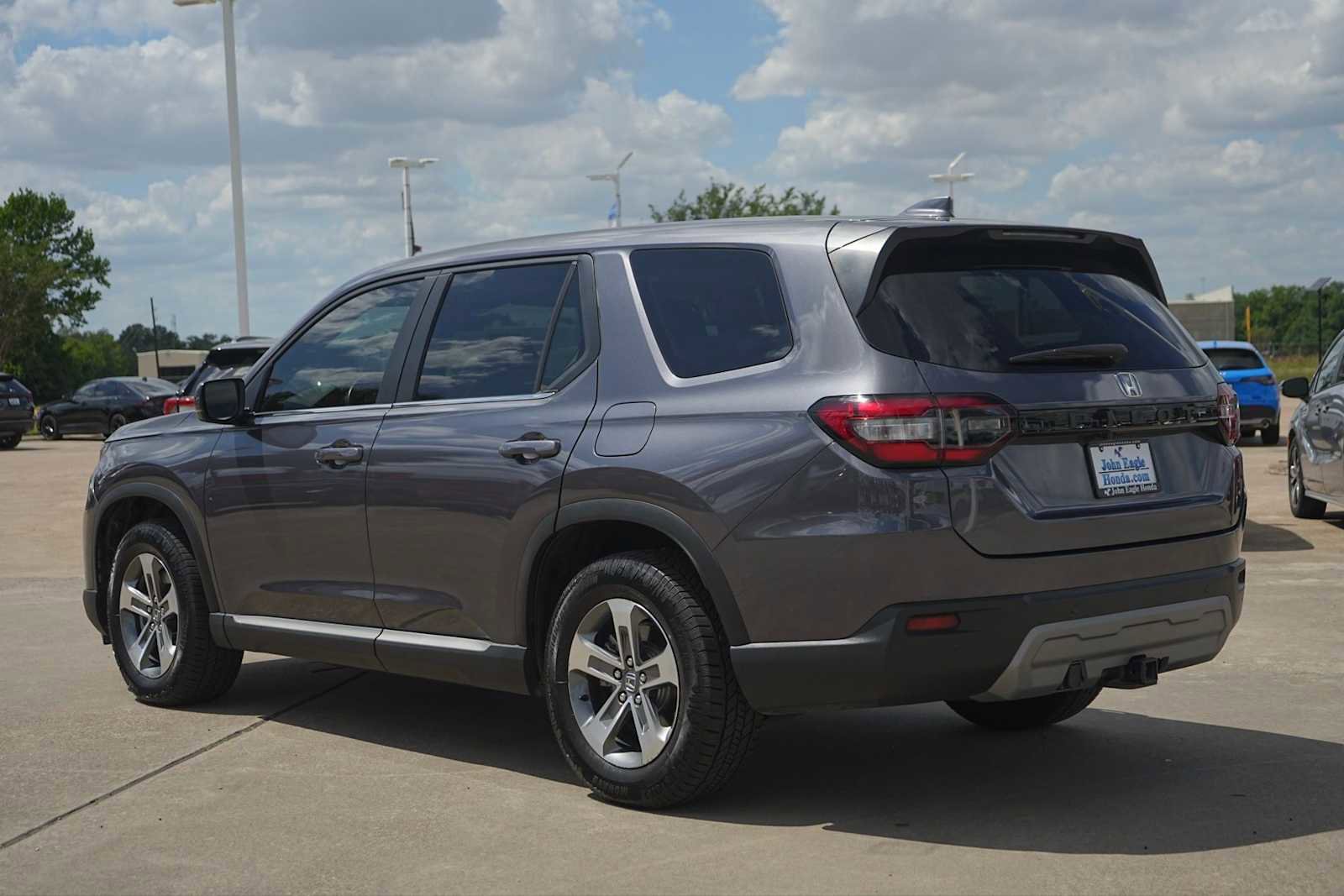 Certified 2023 Honda Pilot EX-L image 4