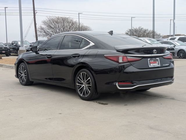 Used 2023 Lexus ES 300h w/ Premium Package image 9