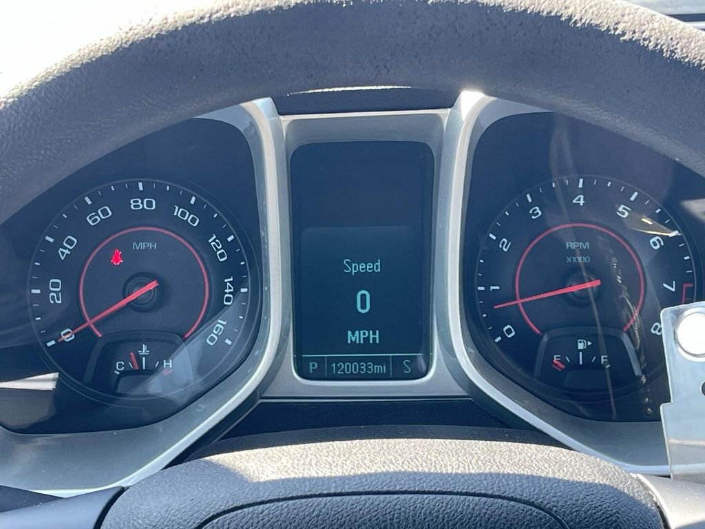 Used 2015 Chevrolet Camaro LS RWD image 26