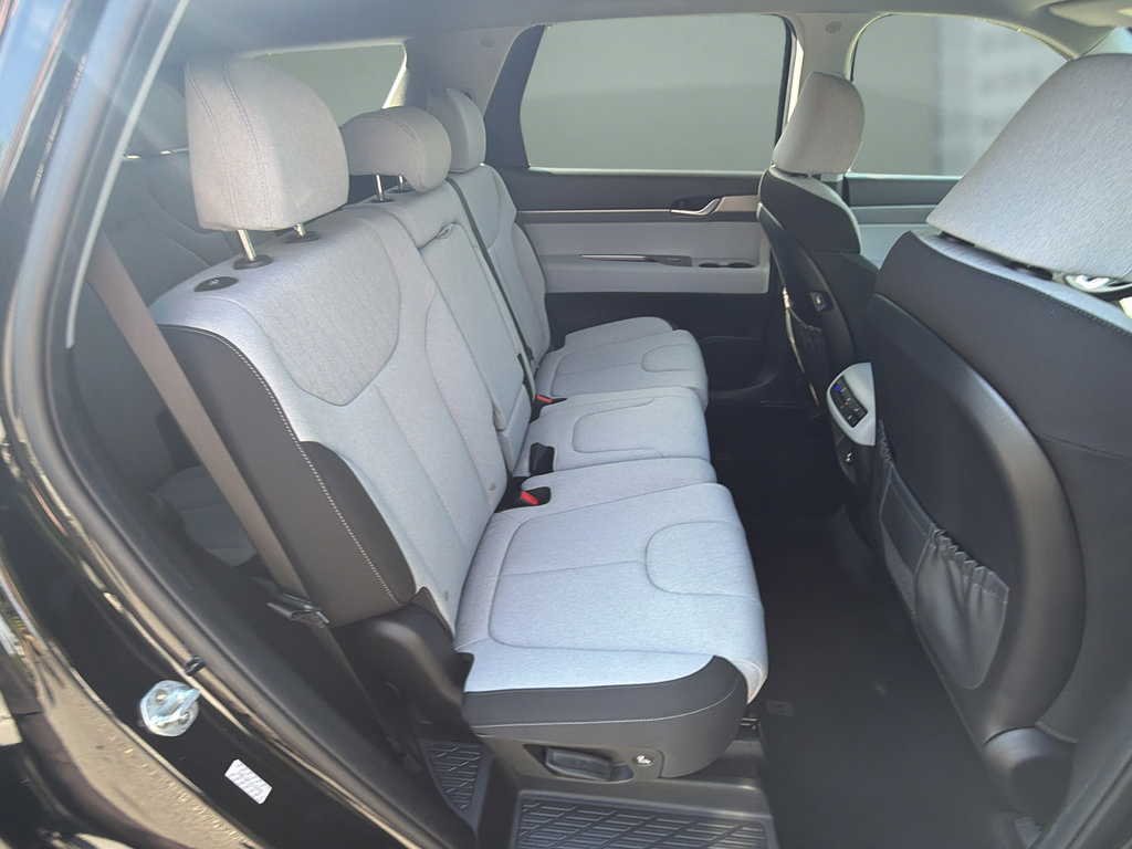 Used 2021 Hyundai Palisade SE AWD/4WD image 19