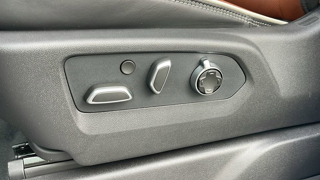 New 2026 GMC Sierra 3500 Denali Ultimate image 12