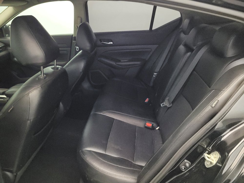 Used 2019 Nissan Altima 2.5 SR FWD image 18